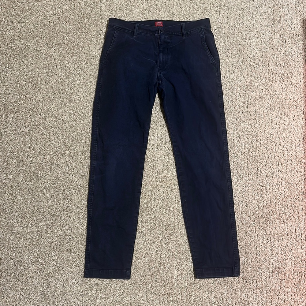Levi’s XX Chino standard taper navy pants (32,30)